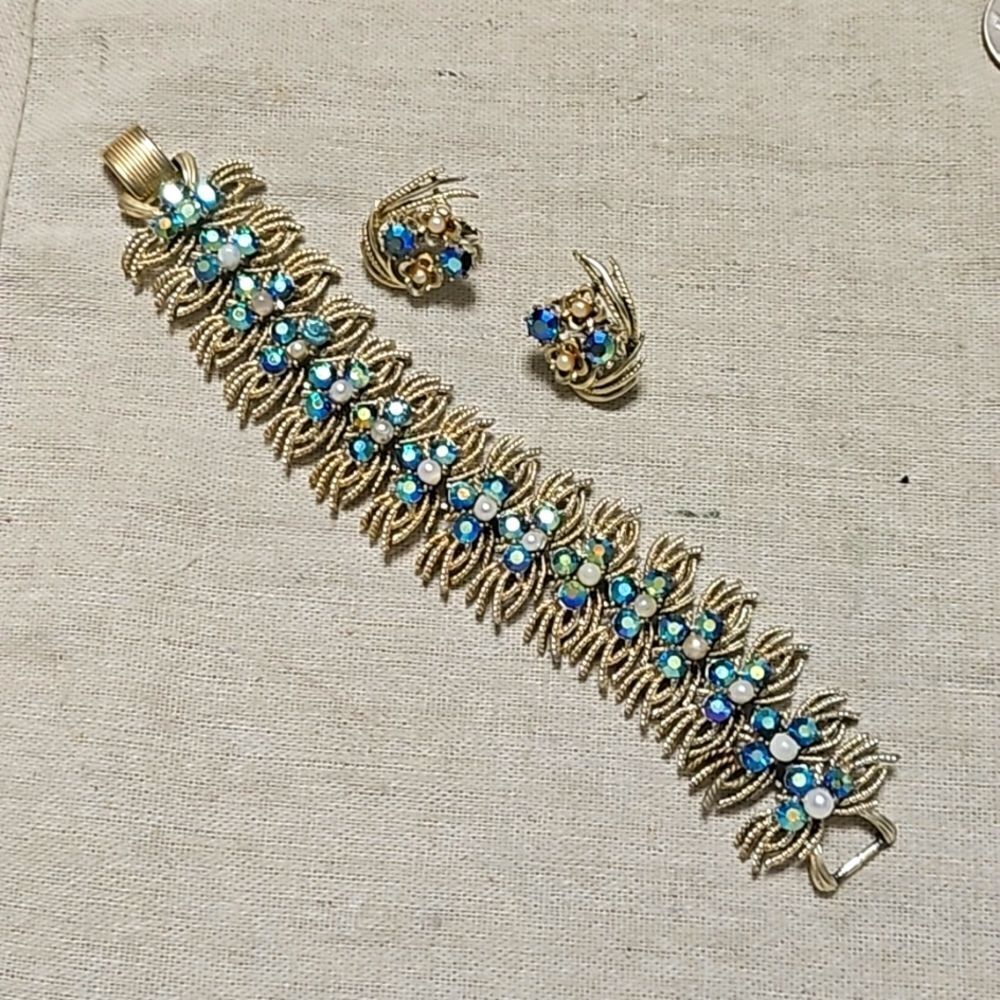 Vintage MCM 50's Coro Pegasus AB Rhinestone Demi Bracelet Set